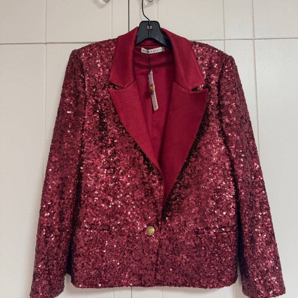 Alice + Olivia Devyn Sequin Short Blazer